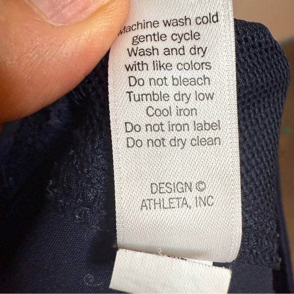 Athleta | Navy Mid-Rise Wicking Athletic Shorts | Sz 10 - Picture 8 of 8